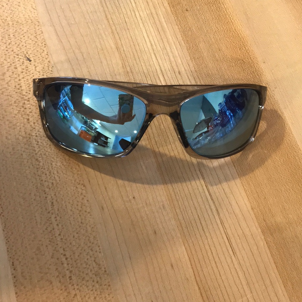 BRAND NEW REVO POLARIZED SUNGLASSES